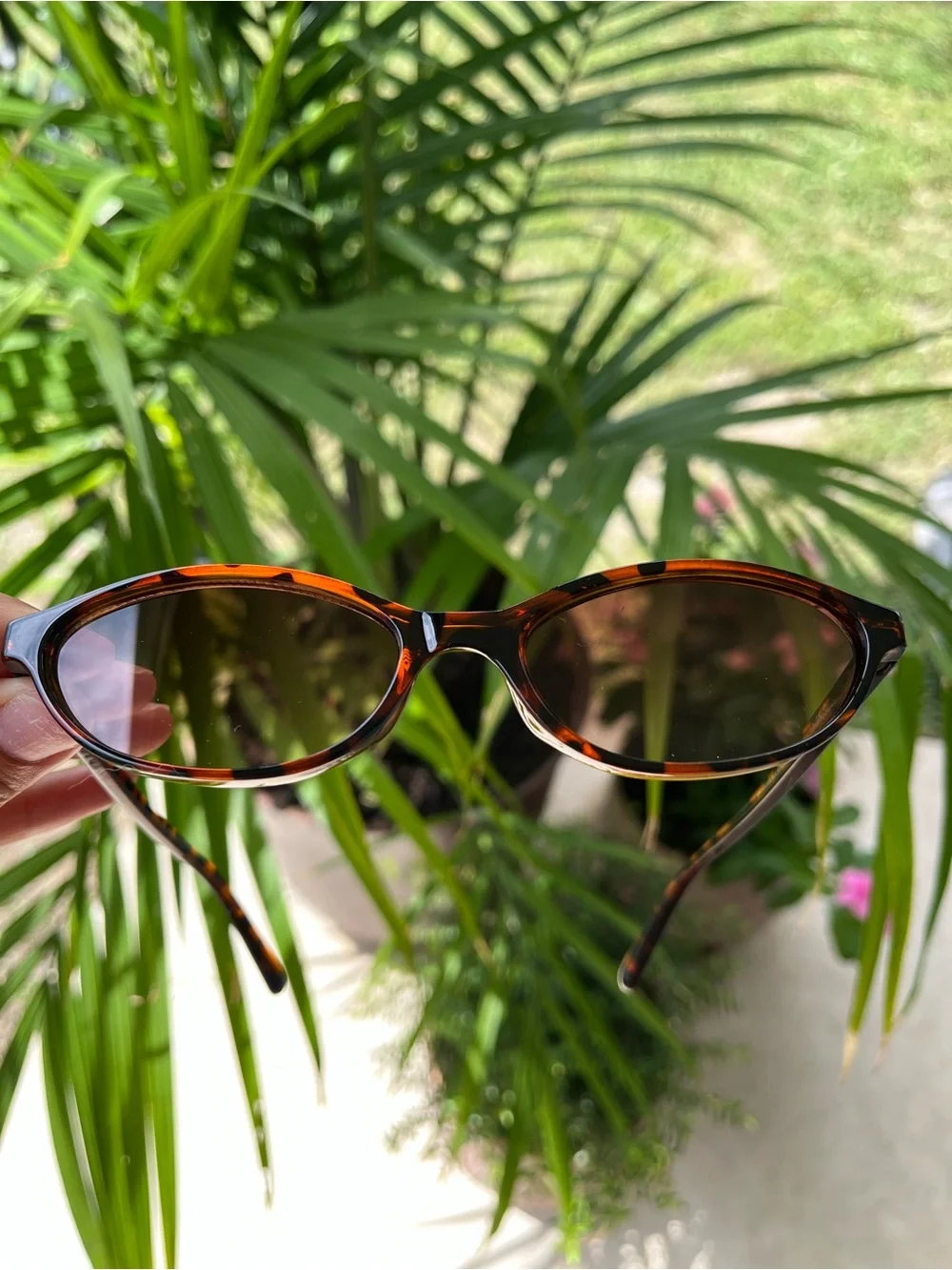 Tortoiseshell Oval Women's Sunglasses - Classic Brown Gafas